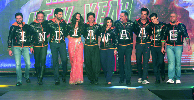 The entire team of Happy New Year. (Photo: DC/Satej Shinde) The entire team of Happy New Year. (Photo: DC/Satej Shinde)